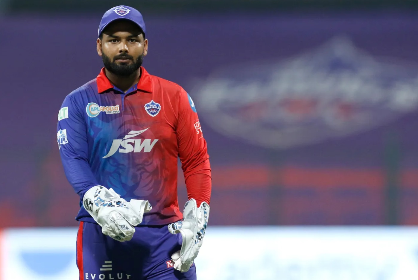 Rishabh Pant was not happy after Nitin Menon did not give Obed McCoy's high full toss a no ball
