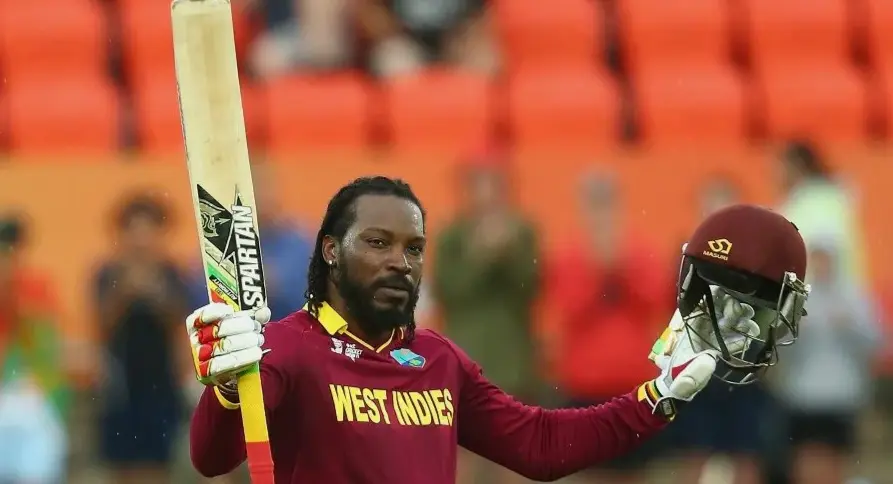 Chris Gayle – 116 meters.