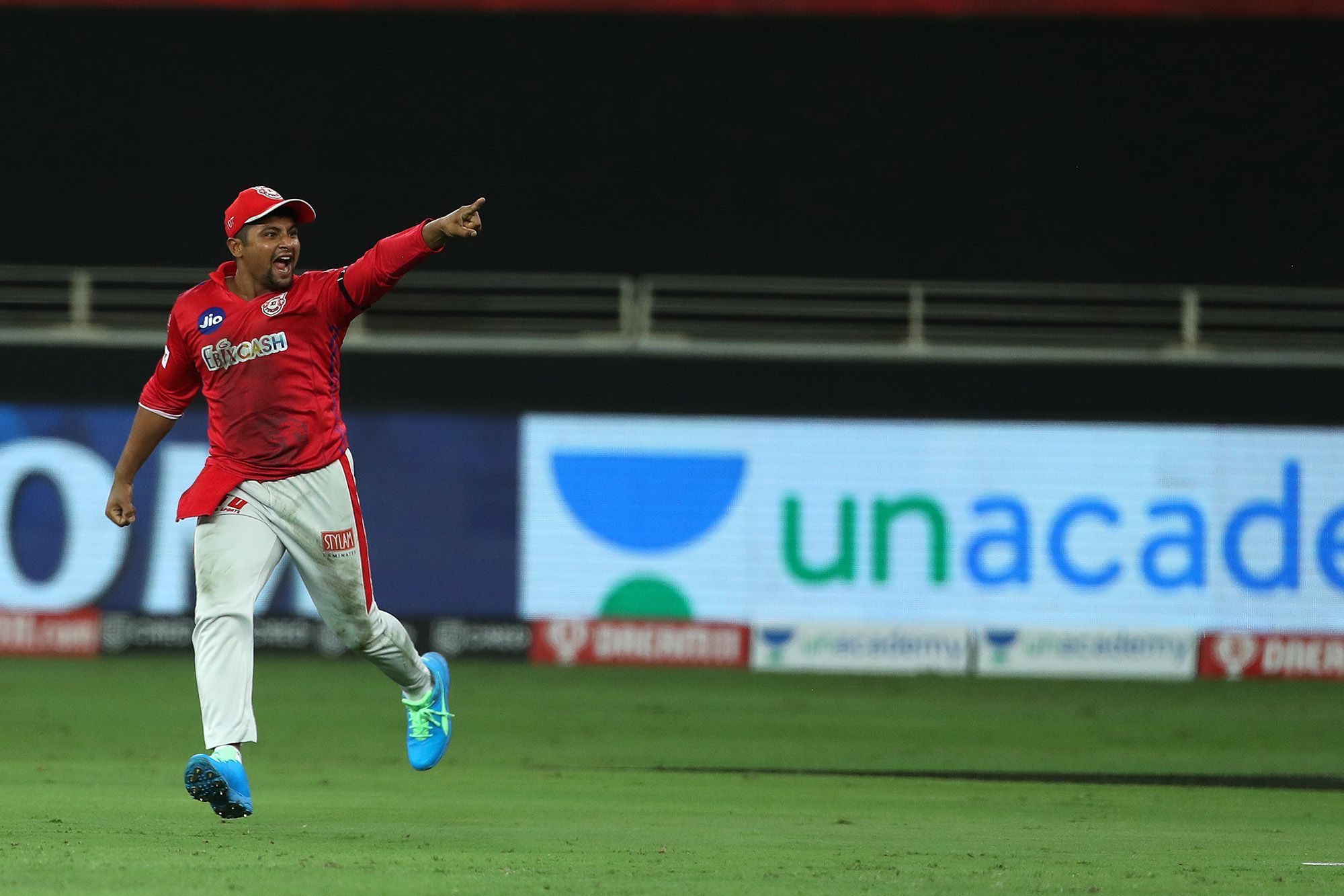 Sarfaraz Ahmed redeemed himself with a fine catch.