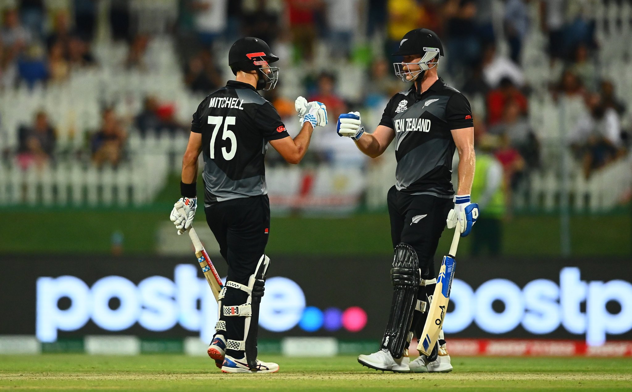 Twitter reacts as Jimmy Neesham’s ‘ghost six�almost costs Santner his wicket