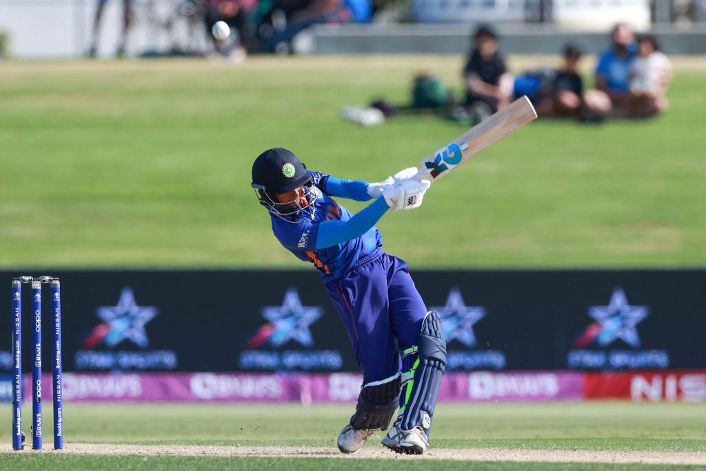 ICC Women’s World Cup | Pooja Vastrakar and Sneh Rana script world record with 122-run partnership against Pakistan