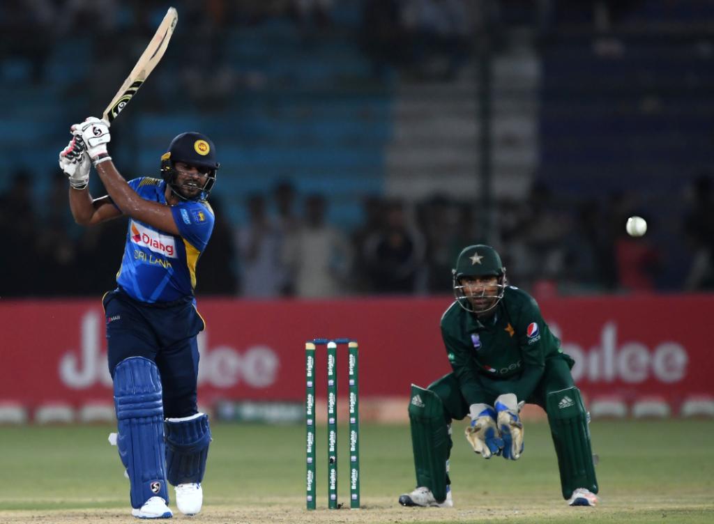 Twitter reacts to ‘Superman�Shehan Jayasuriya’s 'catch of the season' to dismiss Powell