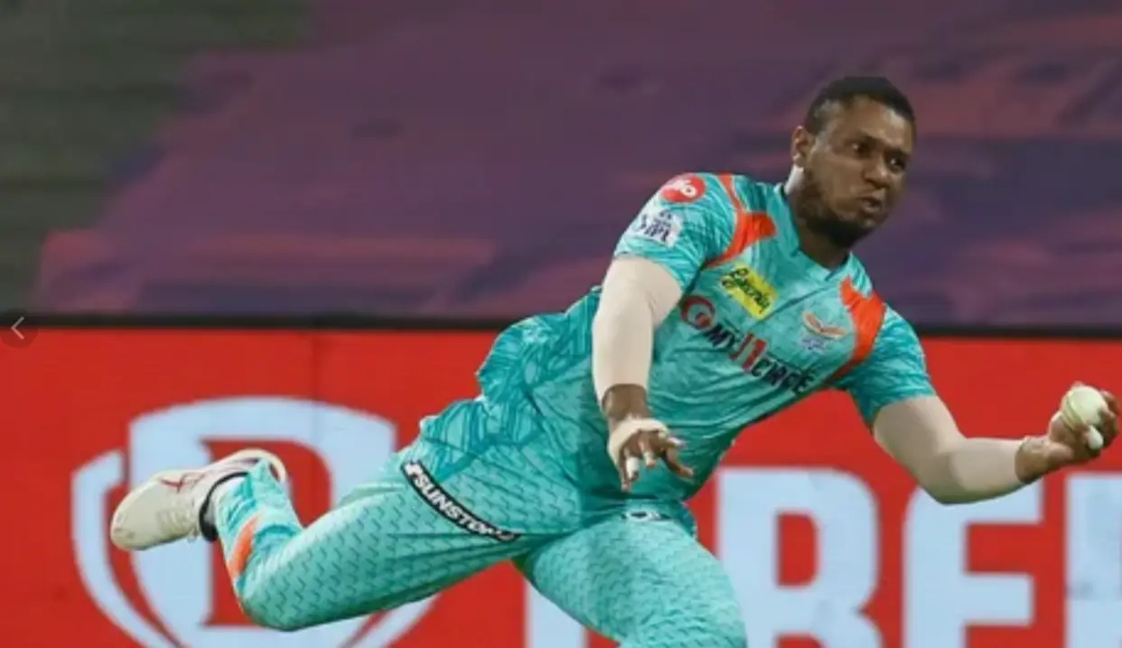 Evin Lewis’ One-Handed Stunner in IPL 2022.