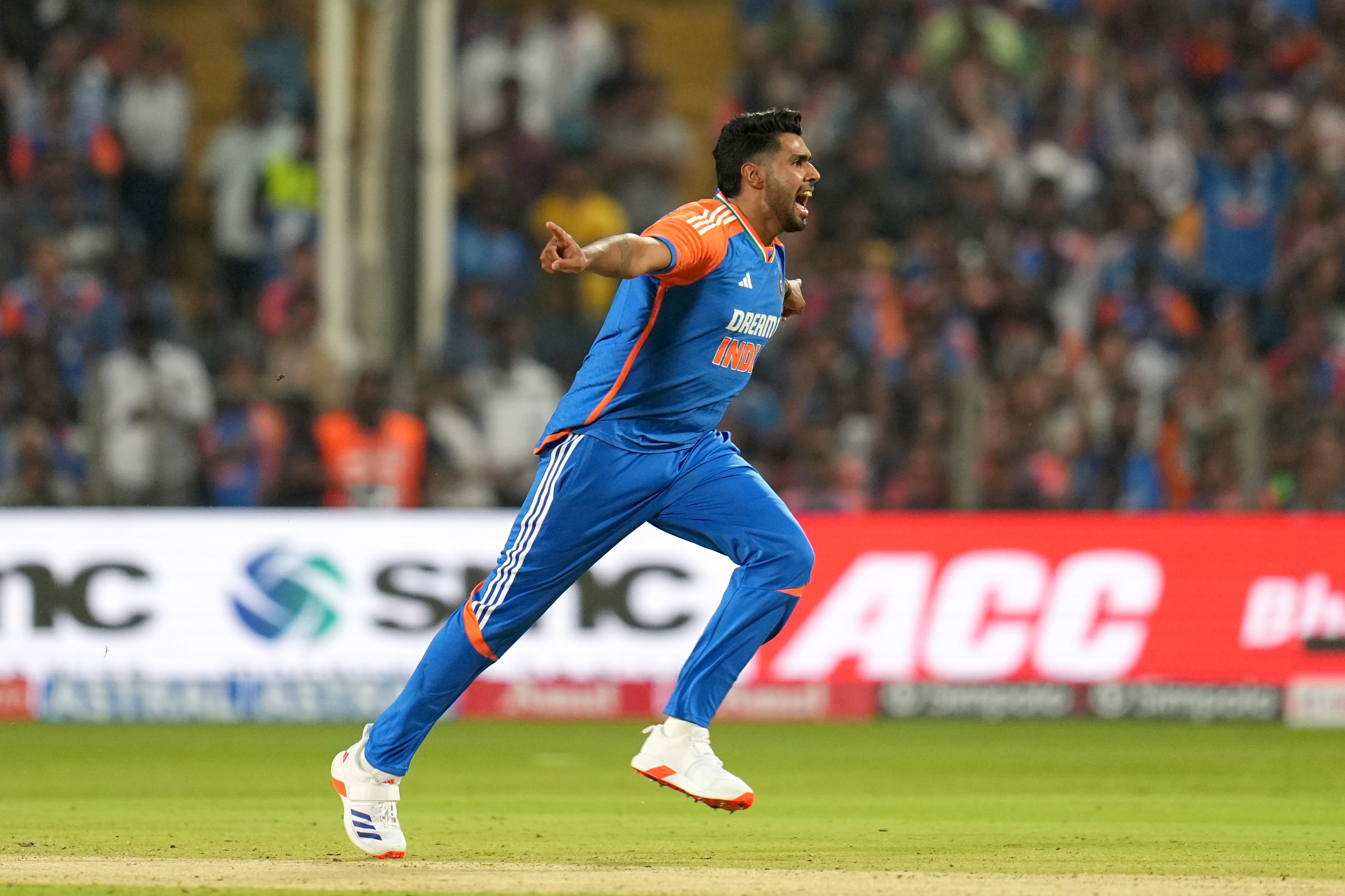 IND vs ENG | Twitter celebrates ‘debutant substitute’ Rana sending Livingstone packing