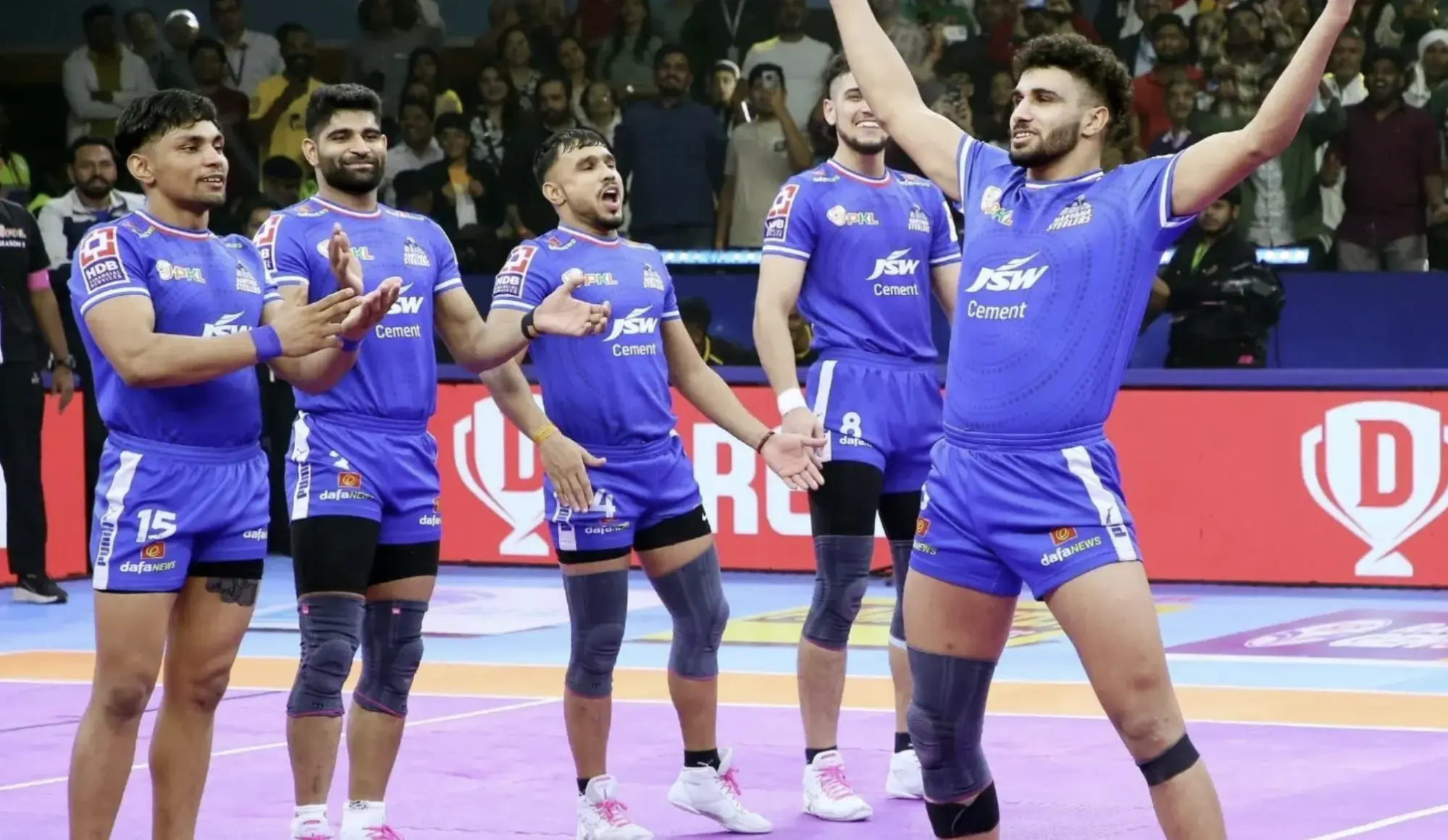 Naveen vs Devank set for PKL 12 Blockbuster in Vizag