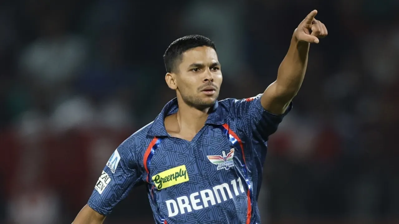 Akash Singh had to endure a bloody hand on the field i the encounter between GT and LSG at the Narendra Modi Stadium on Thursday