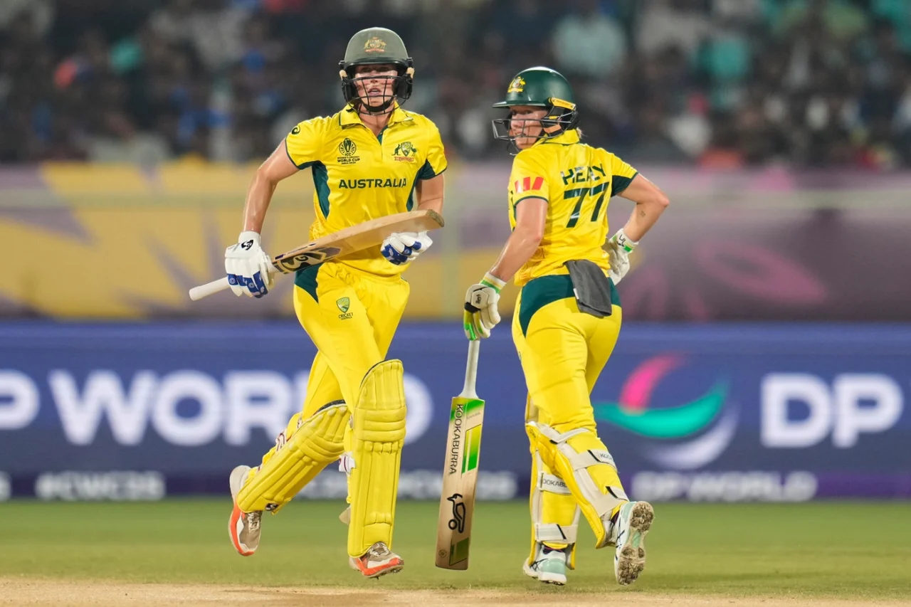 Alyssa Healy and Ellyse Perry 