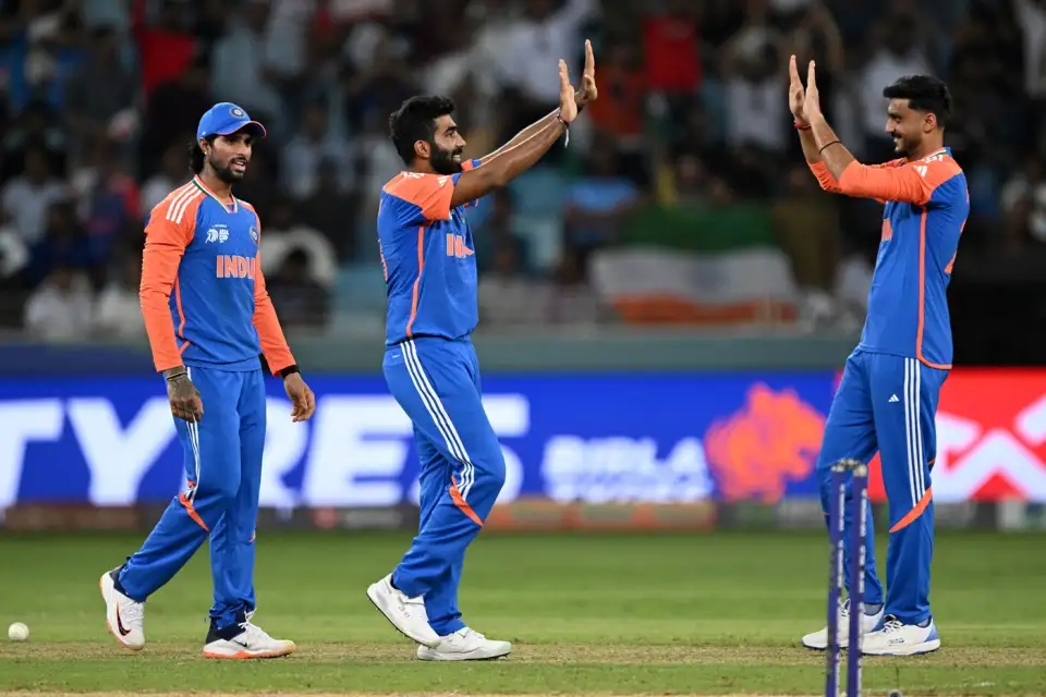 UAE vs IND | Twitter chants 'same old Bumrah' as unplayable yorker scorches Sharafu off the crease
