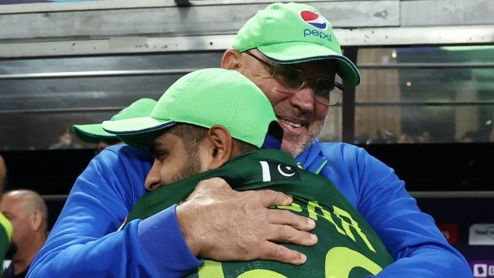 Matthew Hayden will be making his comeback to the coaching staff after a long time.