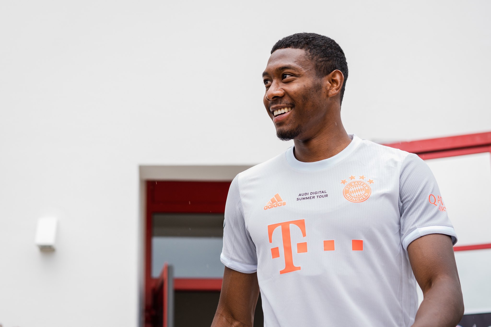 Reports | Chelsea to battle PSG and Real Madrid for David Alabaâs signature
