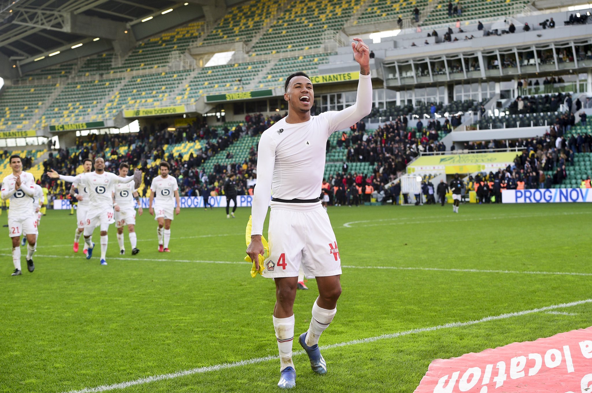 Arsenal complete a £27 million move for LOSC Lilleâs Gabriel Magalhaes
