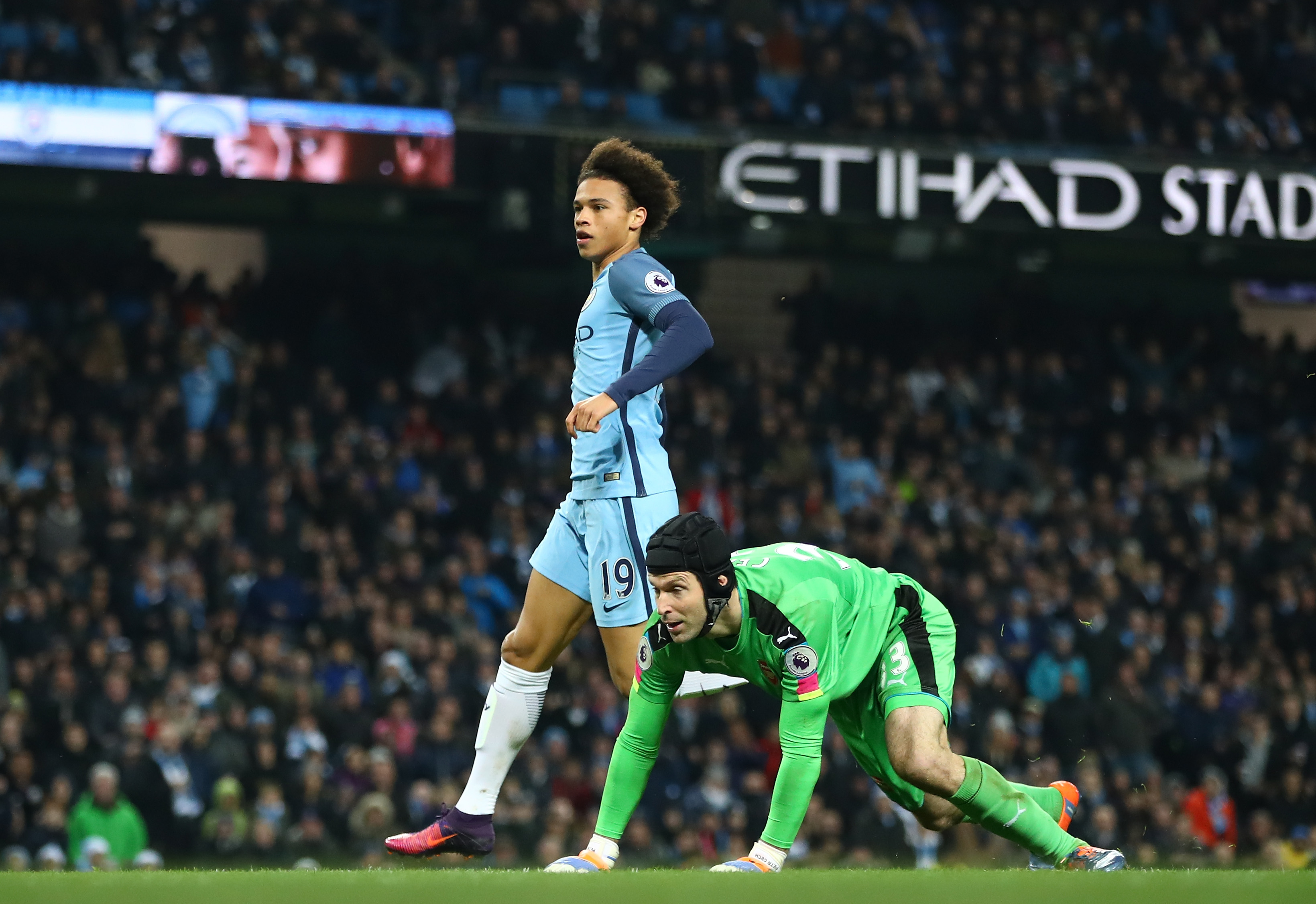 Tactical Analysis | Arsenal drops deep against Man City, into a bottomless pit