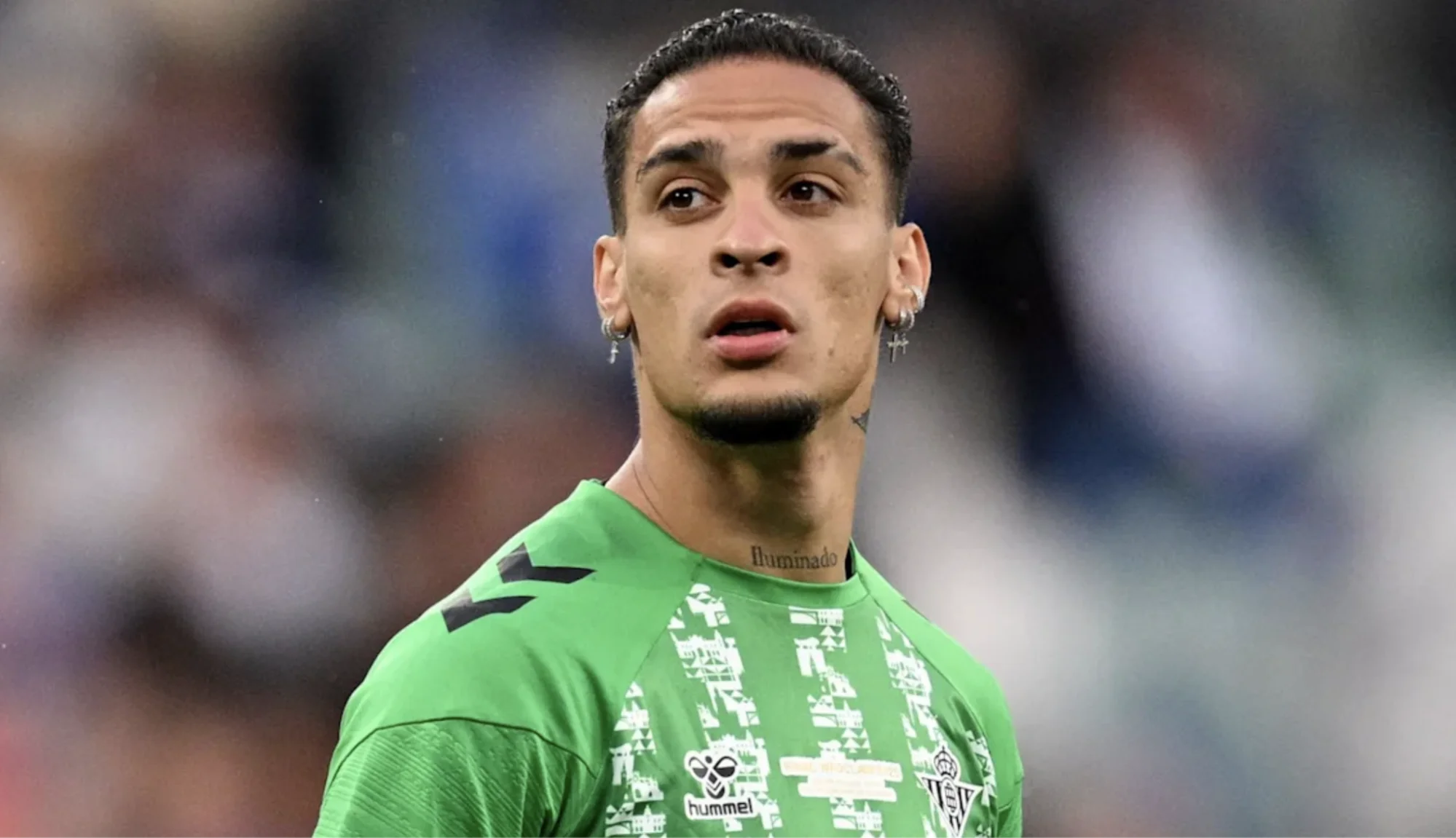 Real Betis Push for Antony Return Amid United Exile