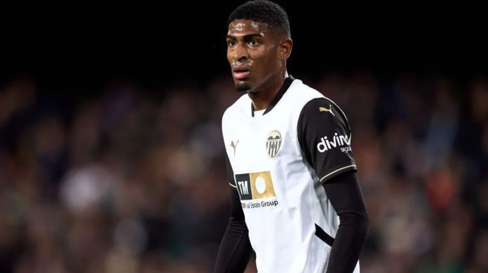 Arsenal Target Valencia’s Mosquera Amid Summer Squad Boost
