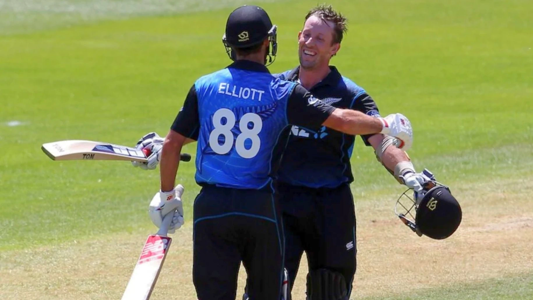 Ronchi and Elliott rewrite ODI records on 23 January 2015.